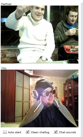 ChatRoulette Screenshot: I eat and I chat